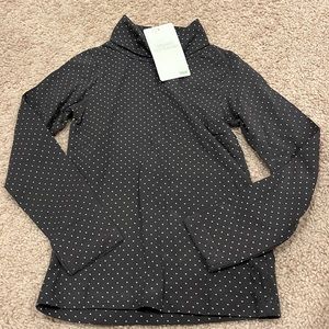 Dark gray heart turtle neck